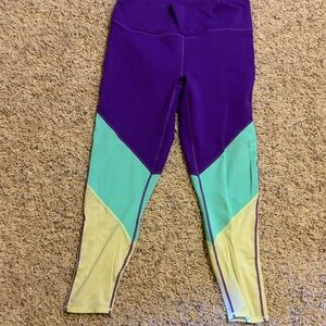 Fabletics Purple Mint Yellow Colorblock 3/4 Leggings